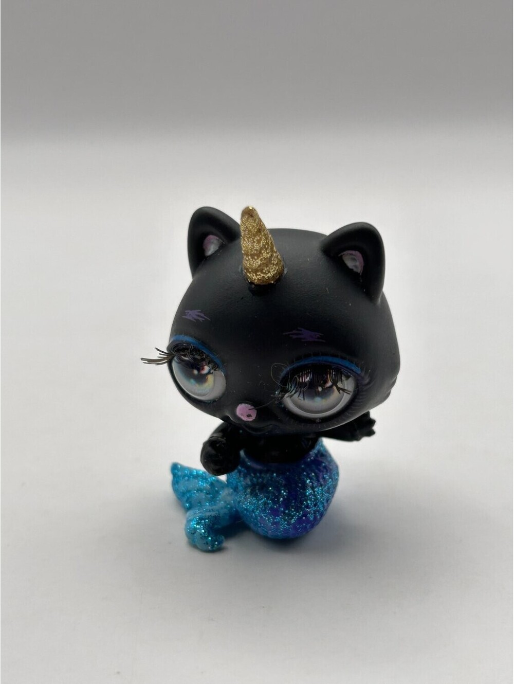 MGA Poopsie Cutie Tooties Purr-Maid Cat Mermaid Figure Glitter Blue Tail Loose